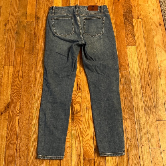 Frye Blue Denim Jeans- size 6 - Picture 7 of 9